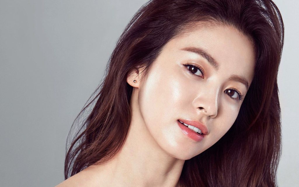 Song Hye Kyo (skuespillerinde) Wiki, bio, profil, alder, højde, vægt, ægtefælle, nettoværdi, familie, fakta